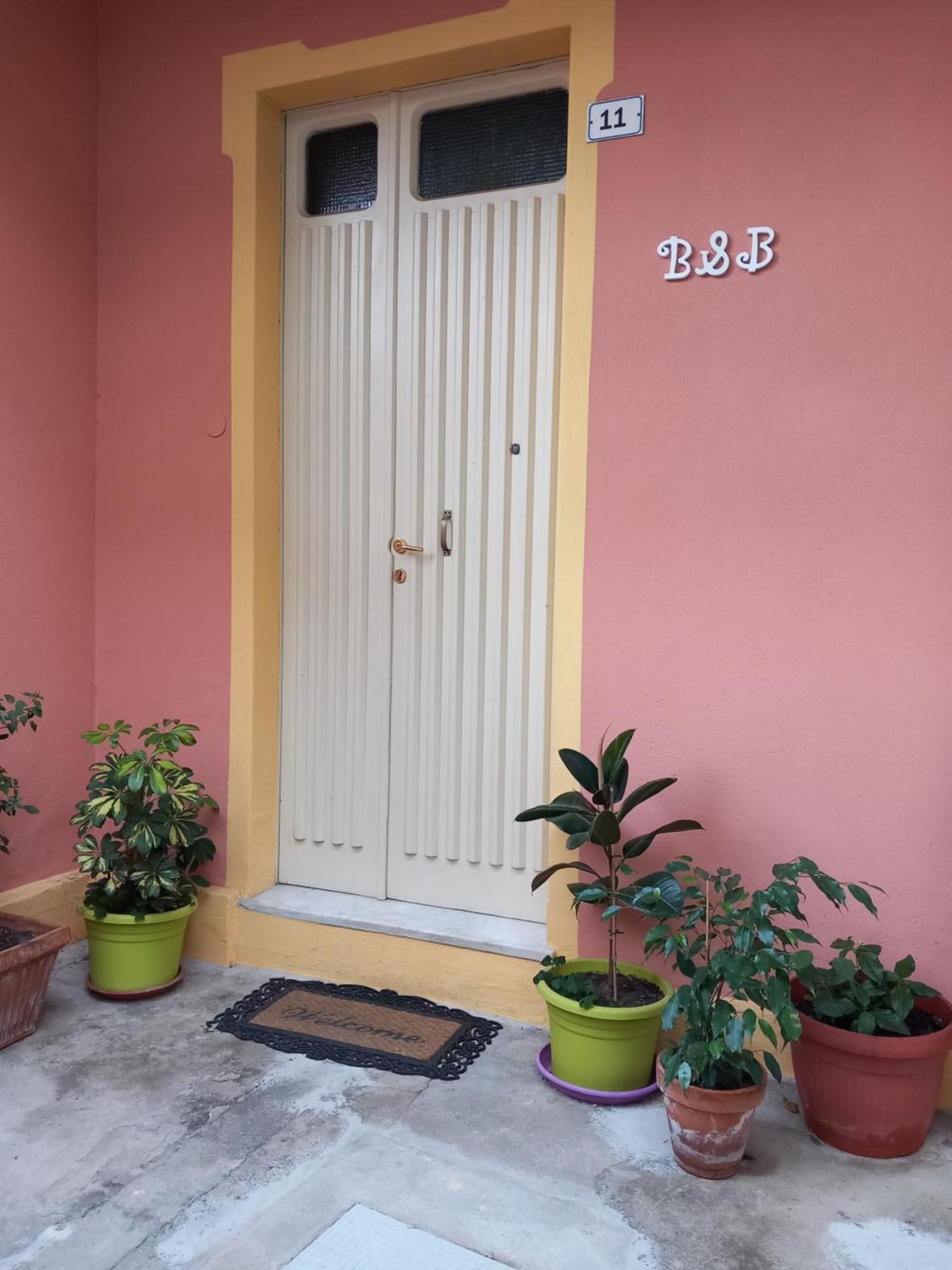 Divina Cuspide Bed & Breakfast Guspini Exterior photo